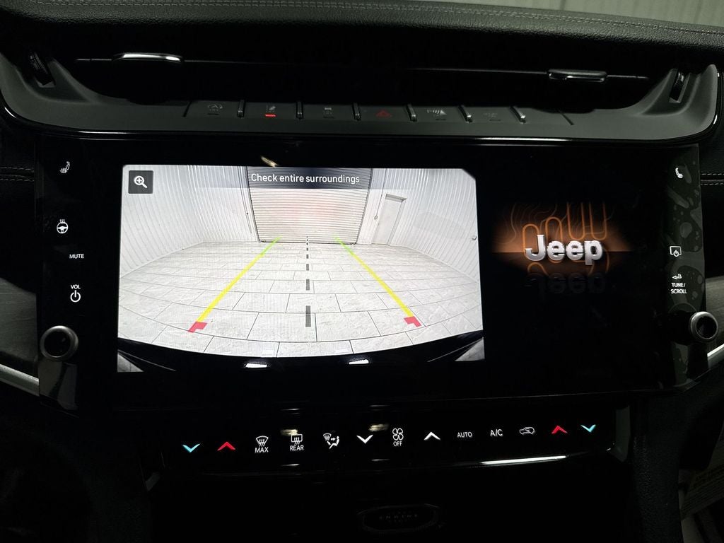 2026 Jeep Grand Cherokee GRAND CHEROKEE LAREDO ALTITUDE 4X2