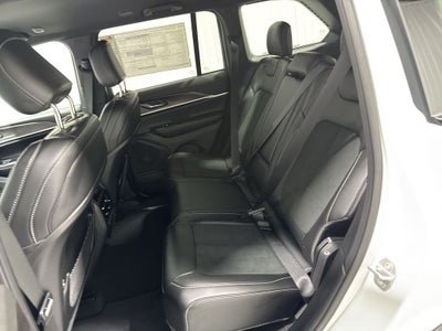 2026 Jeep Grand Cherokee GRAND CHEROKEE LAREDO ALTITUDE 4X2