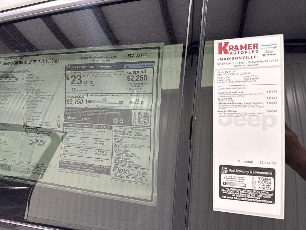 2026 Jeep Grand Cherokee GRAND CHEROKEE LAREDO ALTITUDE 4X2