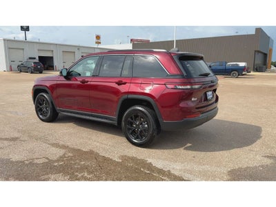 2026 Jeep Grand Cherokee GRAND CHEROKEE LAREDO ALTITUDE 4X2