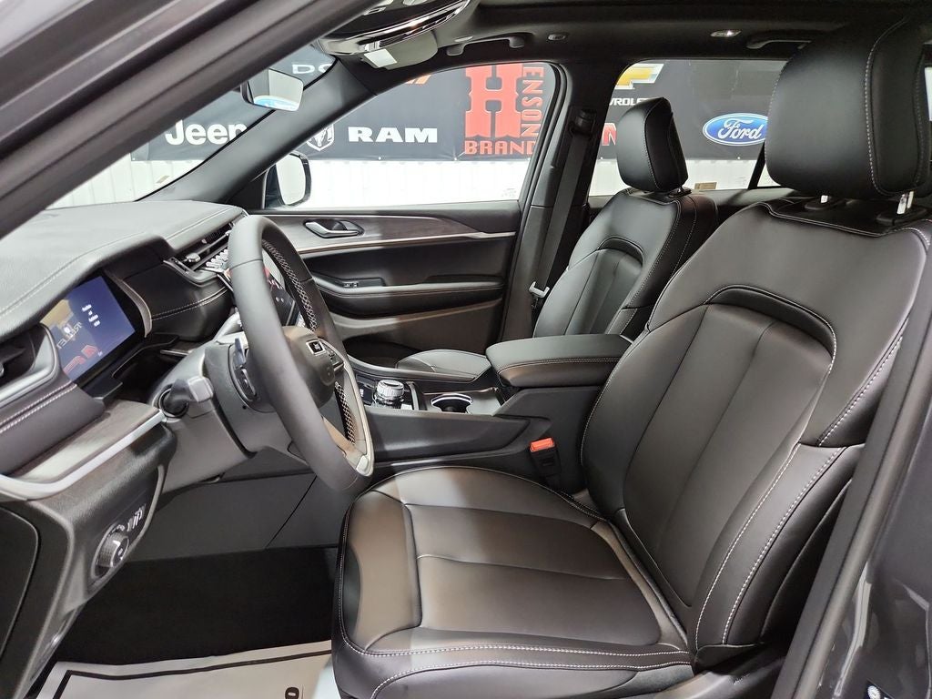 2025 Jeep Grand Cherokee GRAND CHEROKEE LIMITED 4X2