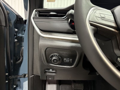 2027 Jeep Grand Cherokee Limited