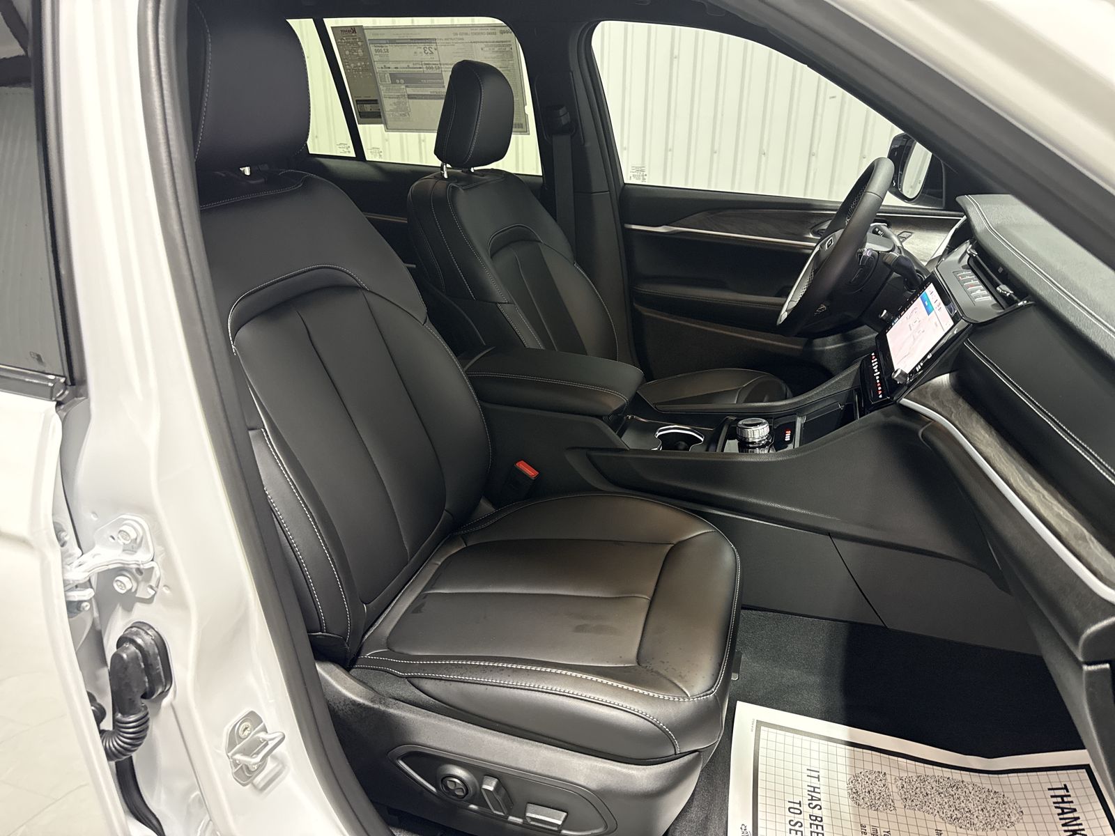 2027 Jeep Grand Cherokee Limited