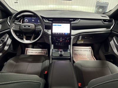 2027 Jeep Grand Cherokee Laredo X