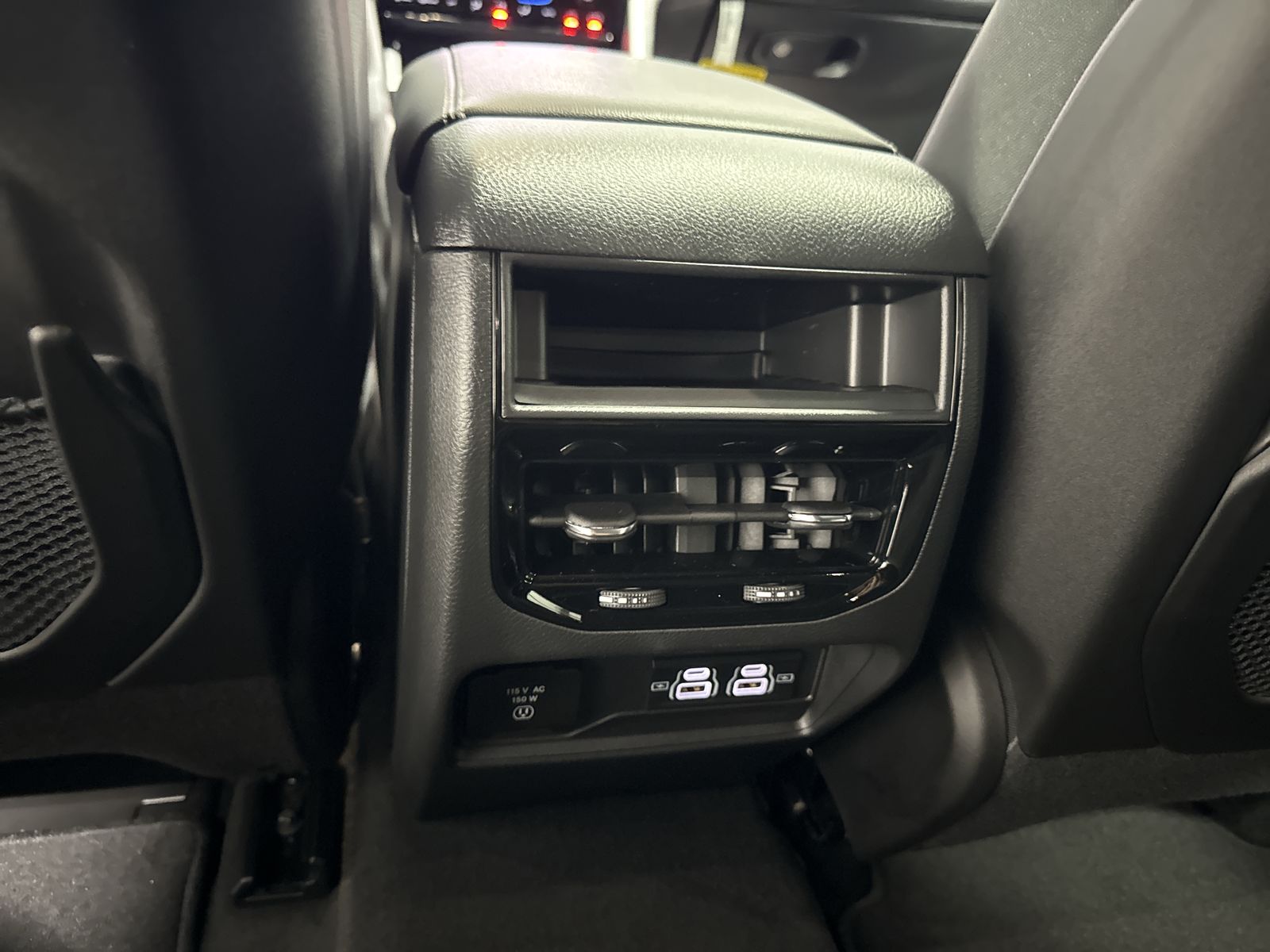 2027 Jeep Grand Cherokee Laredo X
