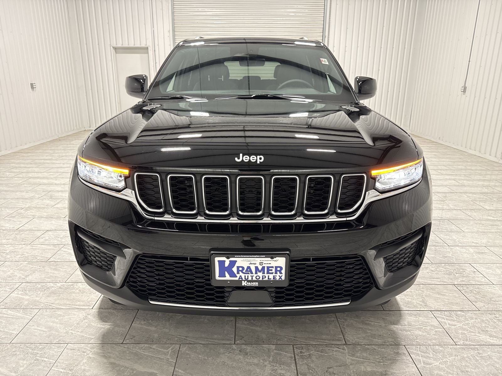 2027 Jeep Grand Cherokee Laredo X