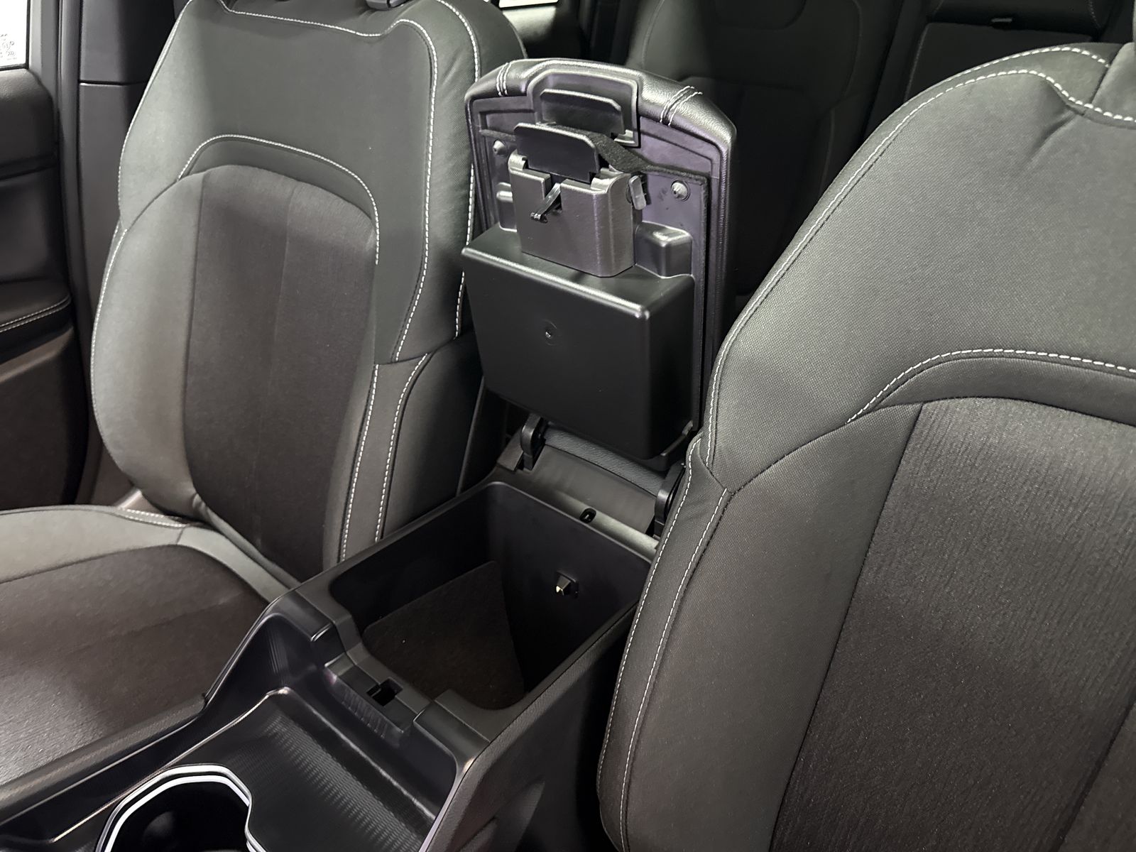 2027 Jeep Grand Cherokee Laredo X