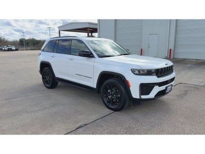 2026 Jeep Grand Cherokee GRAND CHEROKEE LAREDO ALTITUDE 4X4