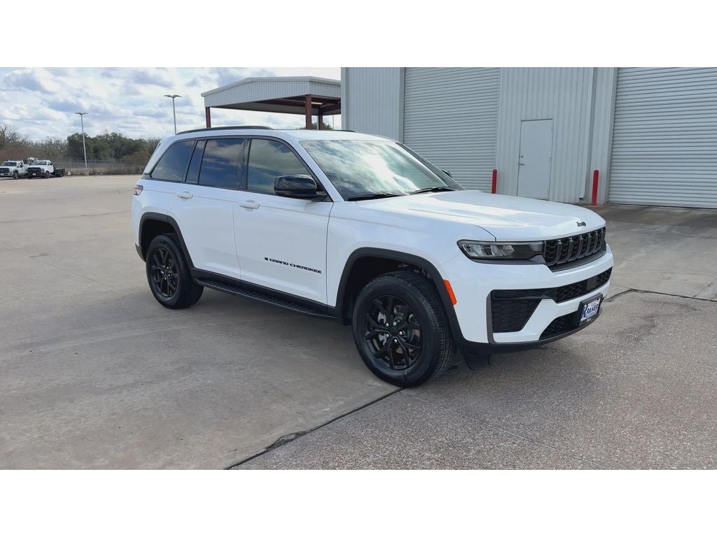 2026 Jeep Grand Cherokee GRAND CHEROKEE LAREDO ALTITUDE 4X4