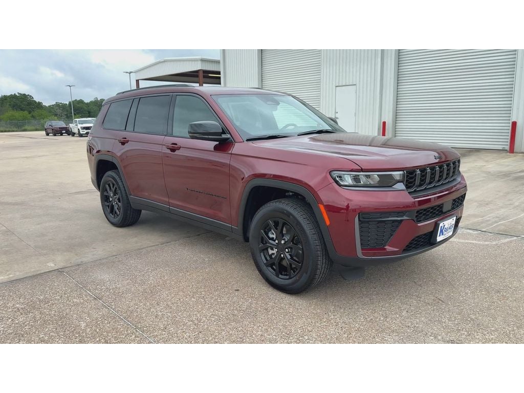 2026 Jeep Grand Cherokee GRAND CHEROKEE L LAREDO ALTITUDE 4X2