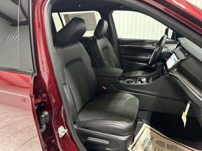 2026 Jeep Grand Cherokee GRAND CHEROKEE L LAREDO ALTITUDE 4X2