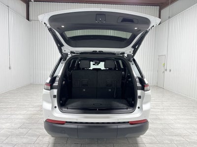 2026 Jeep Grand Cherokee GRAND CHEROKEE L LAREDO ALTITUDE 4X2