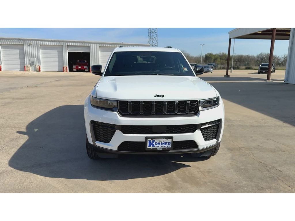 2026 Jeep Grand Cherokee GRAND CHEROKEE L LAREDO ALTITUDE 4X2