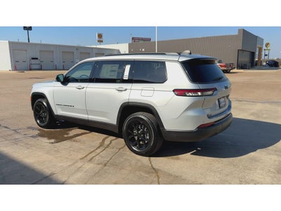 2026 Jeep Grand Cherokee GRAND CHEROKEE L LAREDO ALTITUDE 4X2