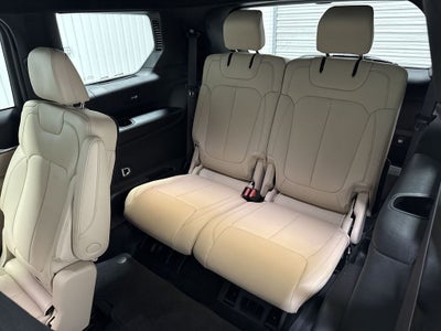 2025 Jeep Grand Cherokee L Limited 4x2