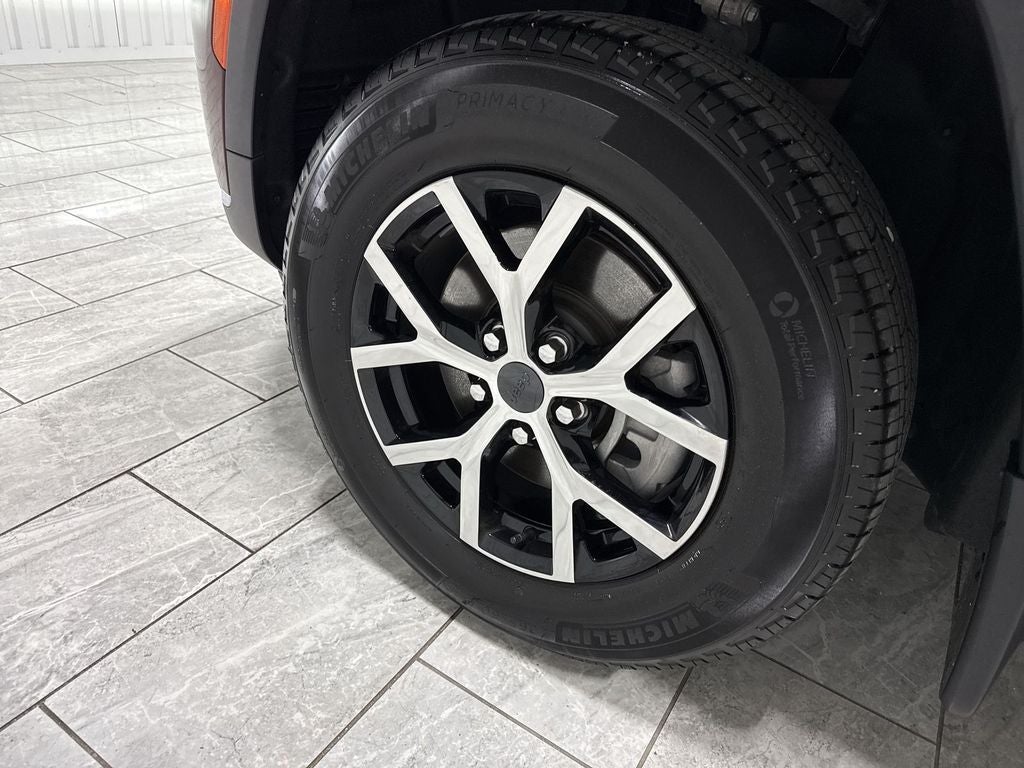 2025 Jeep Grand Cherokee L Limited 4x2
