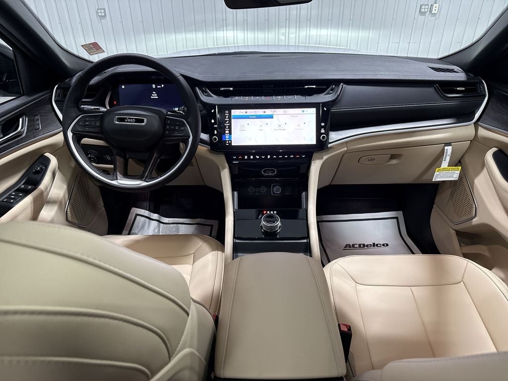 2026 Jeep Grand Cherokee GRAND CHEROKEE L LIMITED 4X2