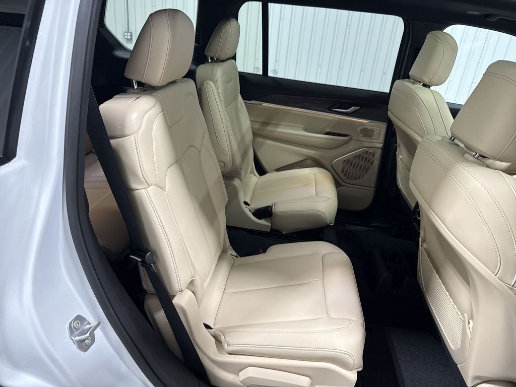 2026 Jeep Grand Cherokee GRAND CHEROKEE L LIMITED 4X2