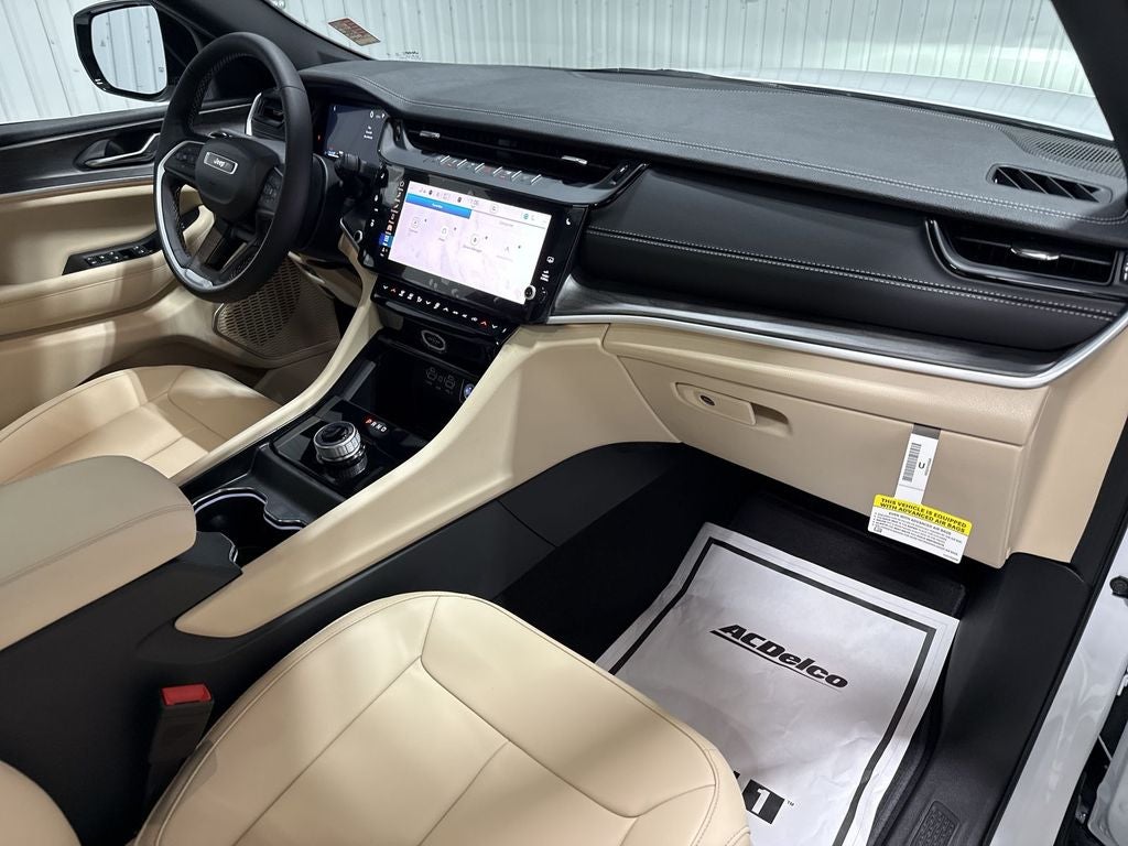 2026 Jeep Grand Cherokee GRAND CHEROKEE L LIMITED 4X2