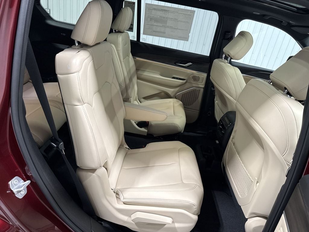 2026 Jeep Grand Cherokee GRAND CHEROKEE L LIMITED 4X2