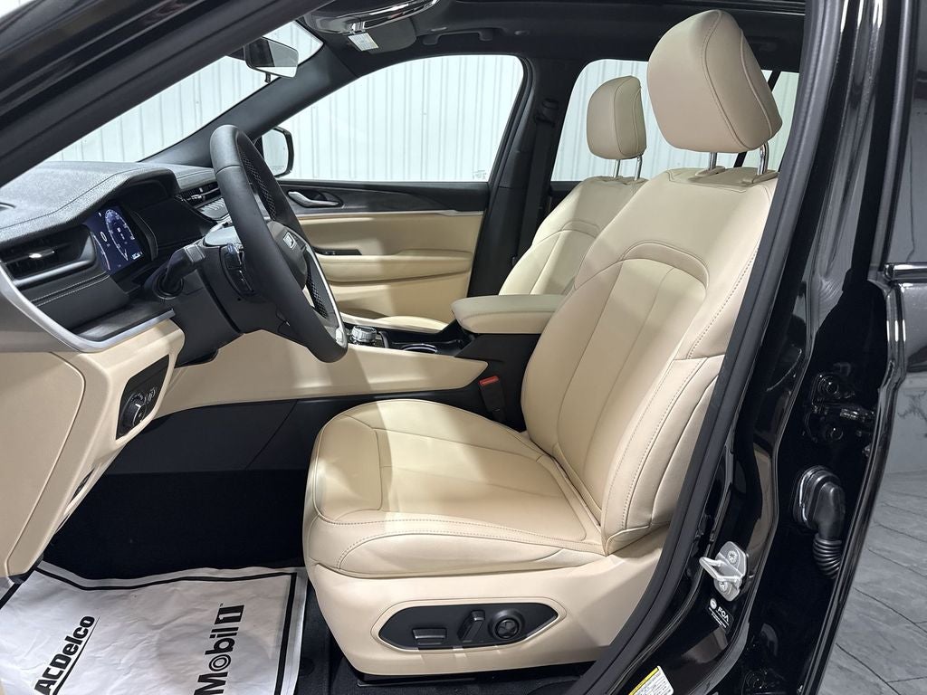 2026 Jeep Grand Cherokee GRAND CHEROKEE L LIMITED 4X2