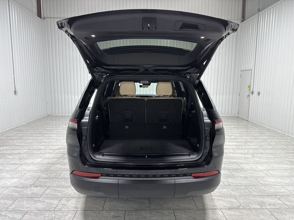 2026 Jeep Grand Cherokee GRAND CHEROKEE L LIMITED 4X2