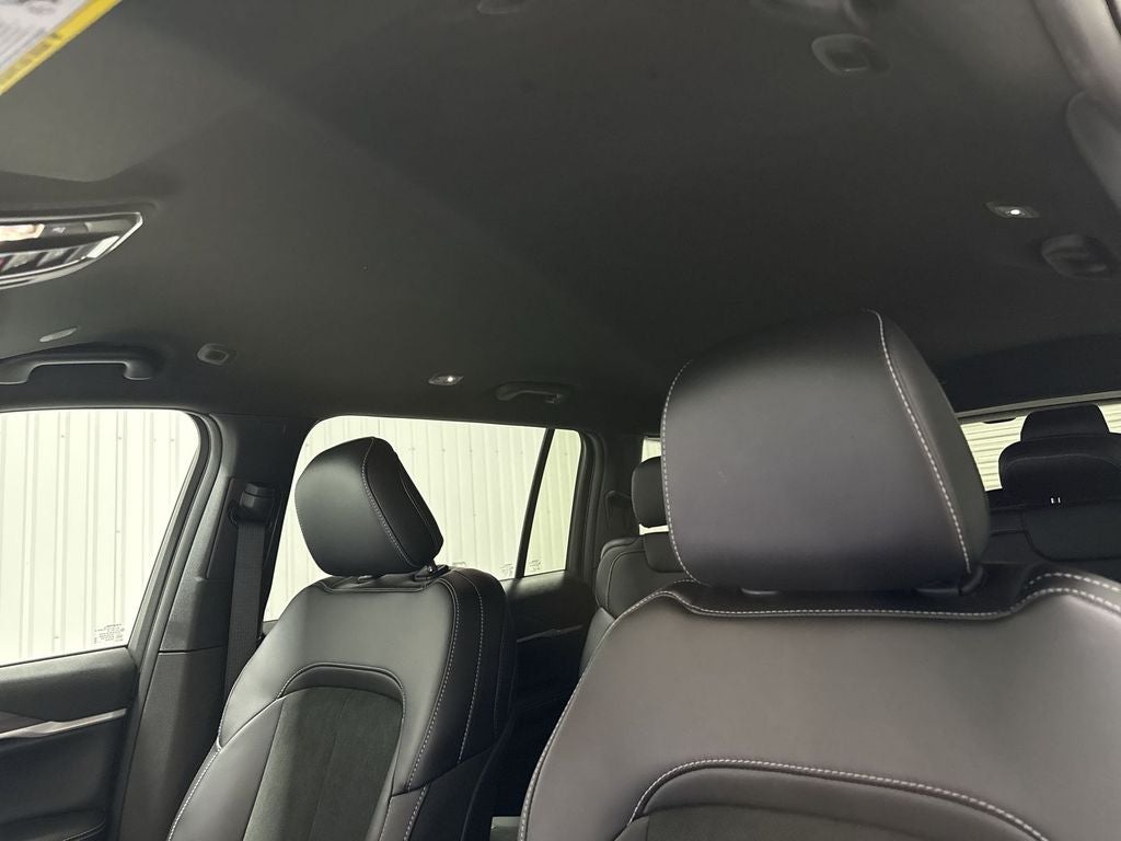 2026 Jeep Grand Cherokee GRAND CHEROKEE L LAREDO ALTITUDE 4X4