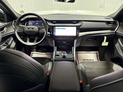 2026 Jeep Grand Cherokee GRAND CHEROKEE L LAREDO ALTITUDE 4X4