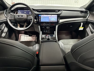 2026 Jeep Grand Cherokee GRAND CHEROKEE L LAREDO ALTITUDE 4X4