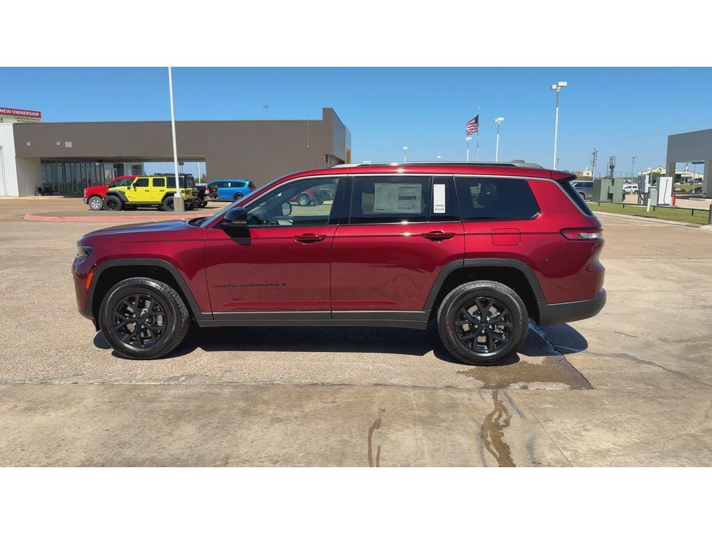 2026 Jeep Grand Cherokee GRAND CHEROKEE L LAREDO ALTITUDE 4X4