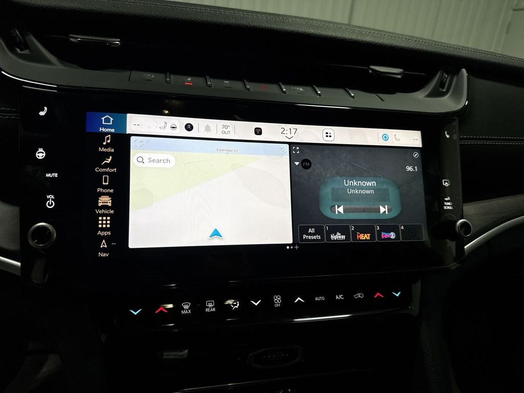 2026 Jeep Grand Cherokee GRAND CHEROKEE L LAREDO ALTITUDE 4X4