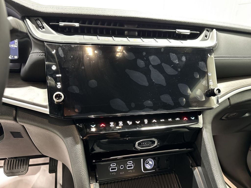 2026 Jeep Grand Cherokee GRAND CHEROKEE L LAREDO ALTITUDE 4X4