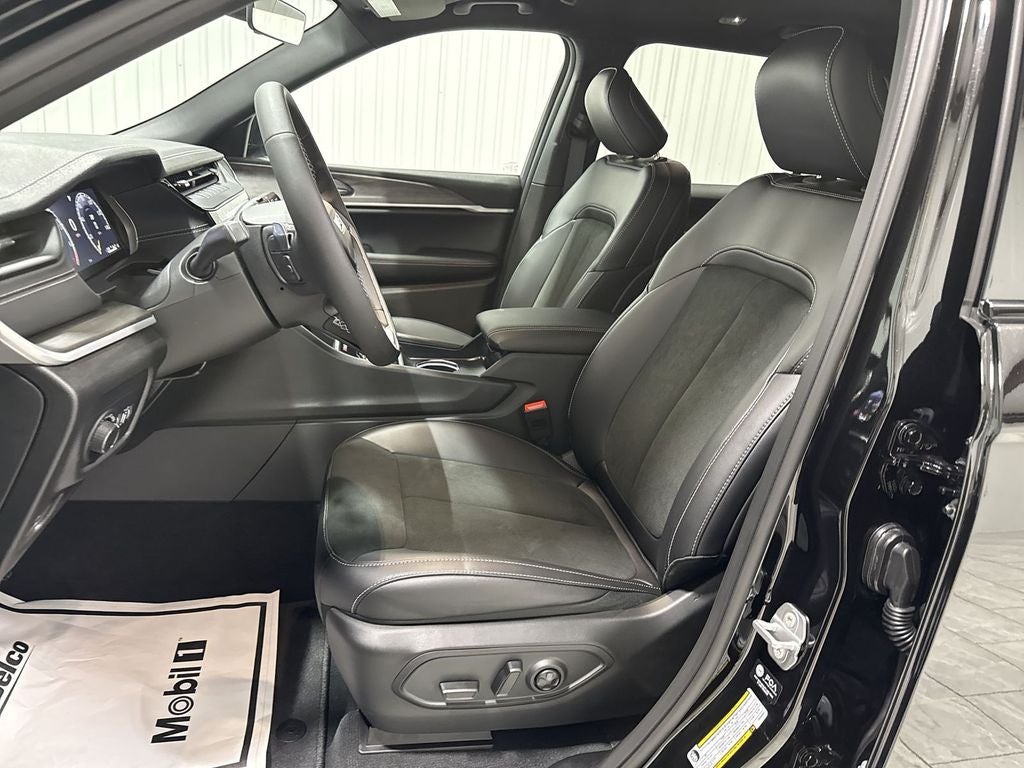 2026 Jeep Grand Cherokee GRAND CHEROKEE L LAREDO ALTITUDE 4X4