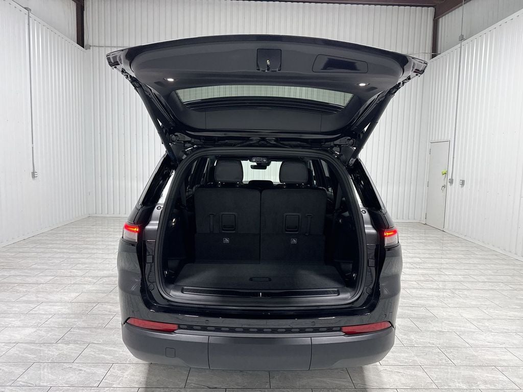 2026 Jeep Grand Cherokee GRAND CHEROKEE L LAREDO ALTITUDE 4X4