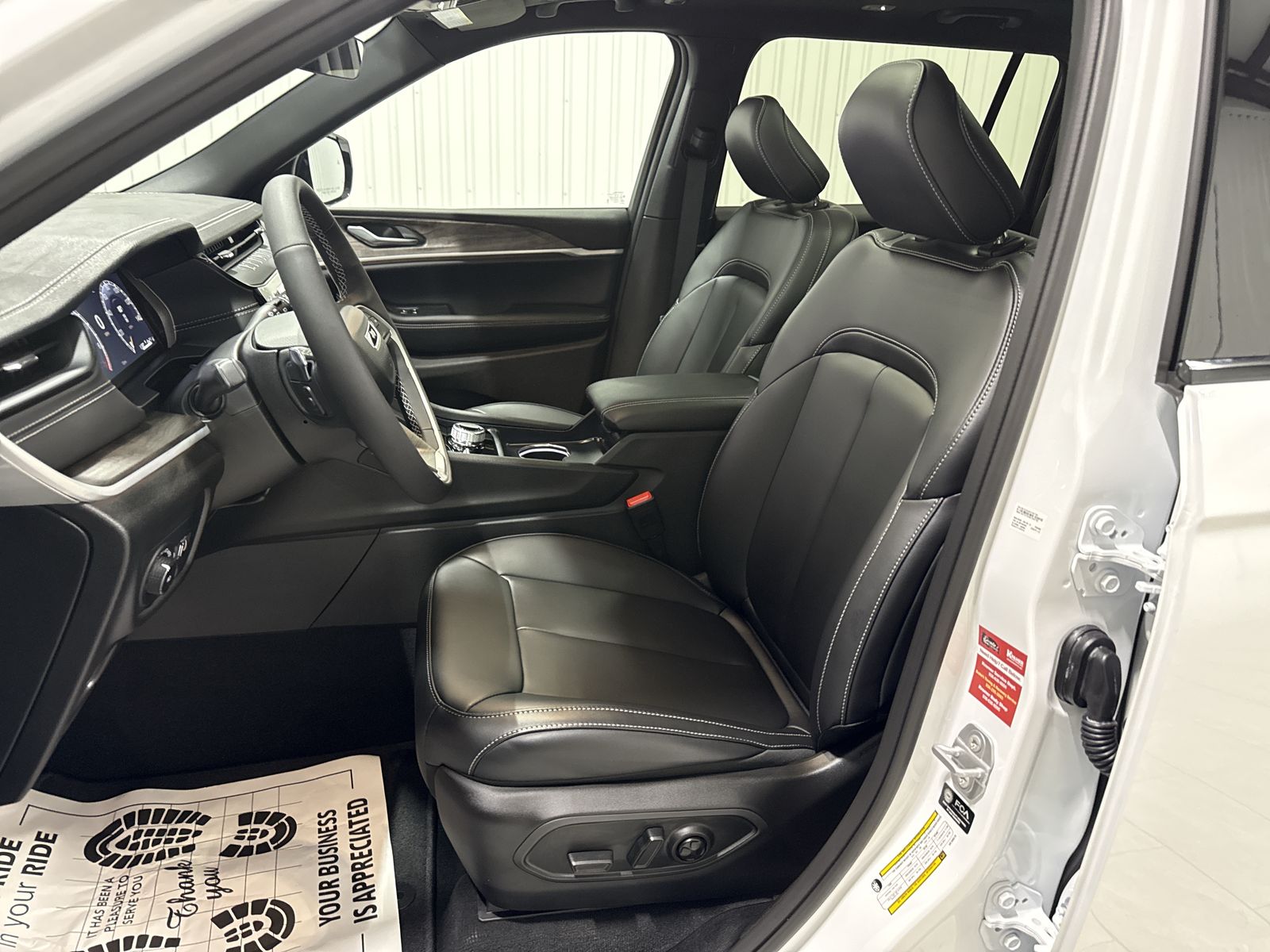 2027 Jeep Grand Cherokee Limited
