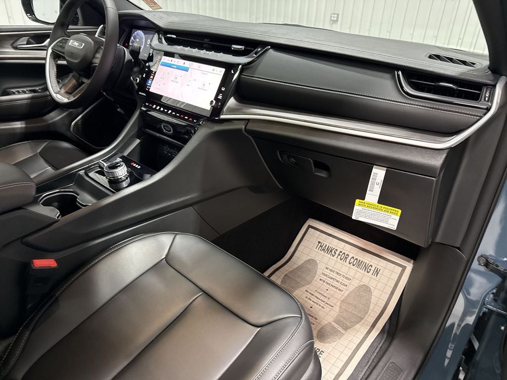 2026 Jeep Grand Cherokee GRAND CHEROKEE L LIMITED 4X4