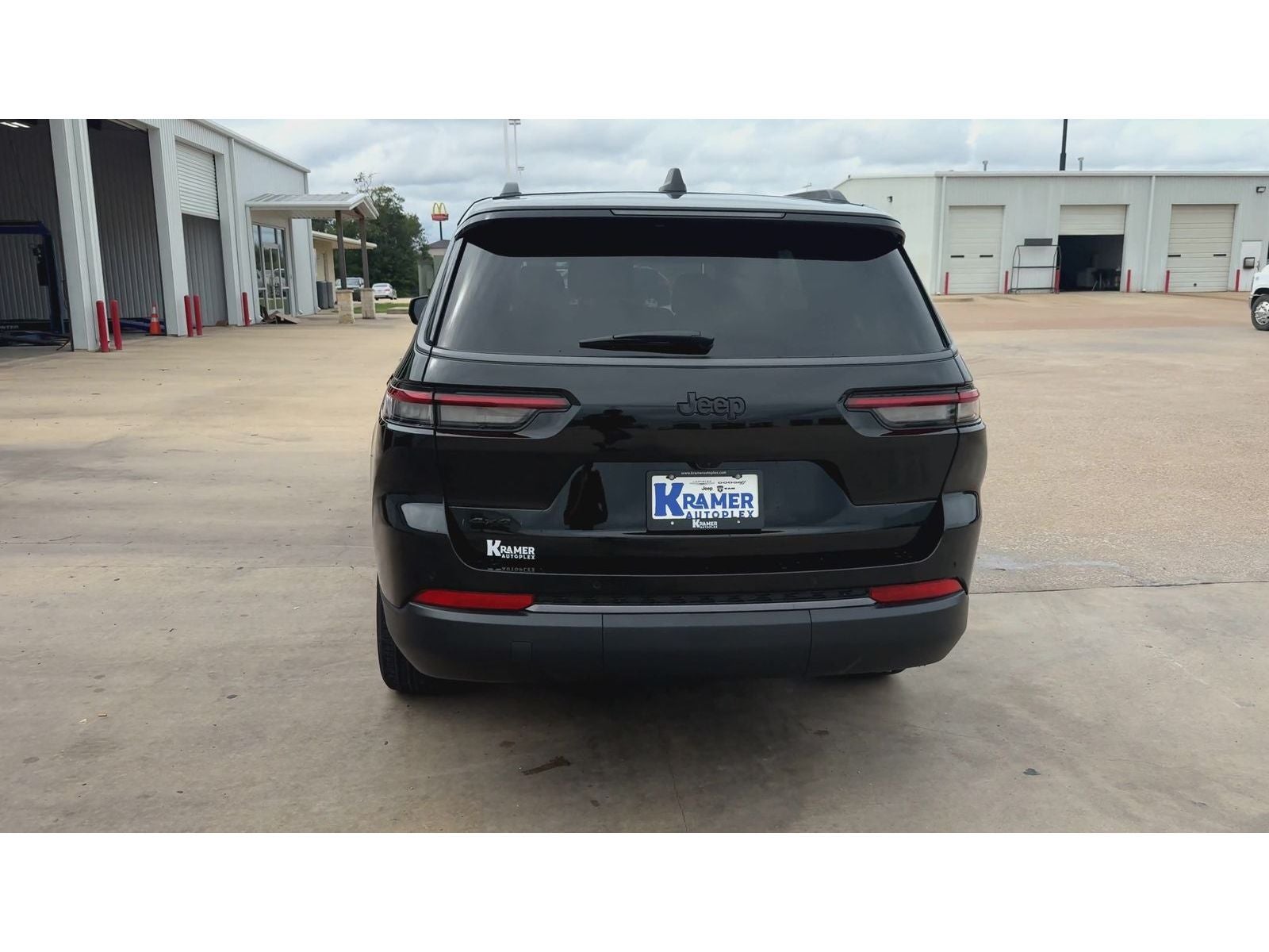 2027 Jeep Grand Cherokee Limited