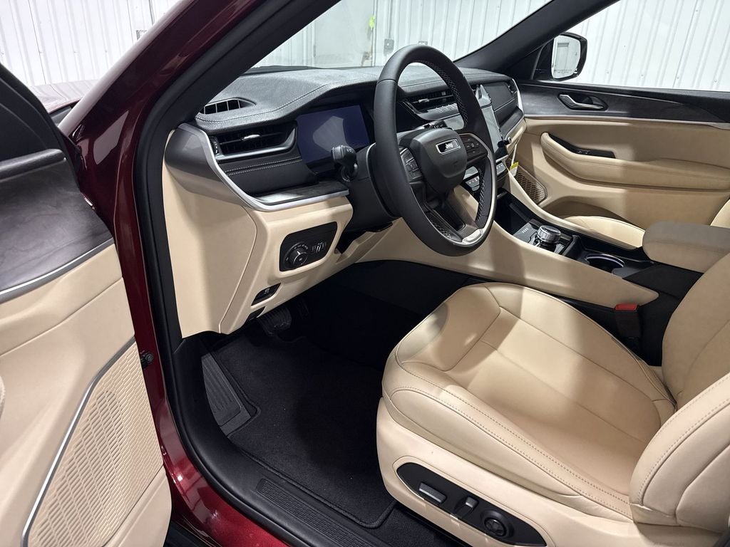 2026 Jeep Grand Cherokee GRAND CHEROKEE L LIMITED 4X4