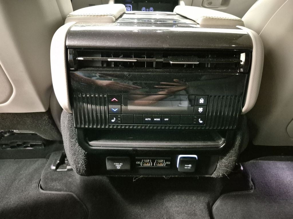 2022 Jeep Wagoneer Series I