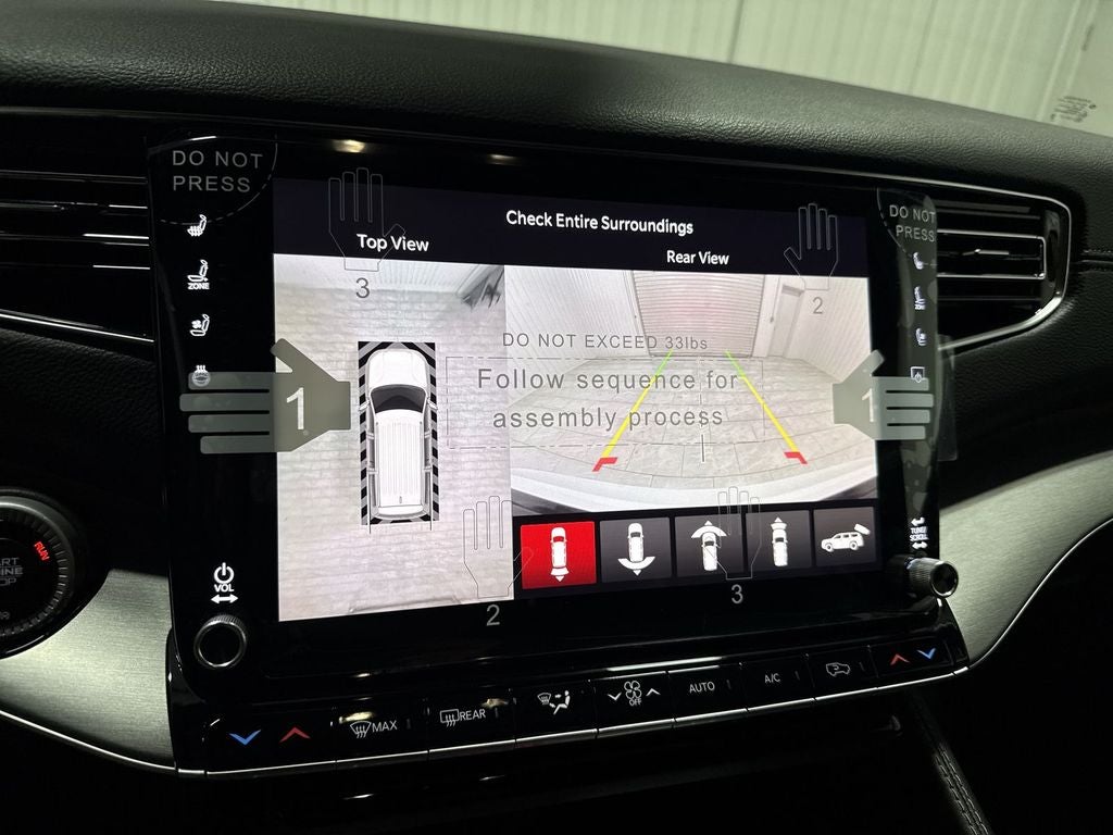 2026 Jeep Grand Wagoneer Base