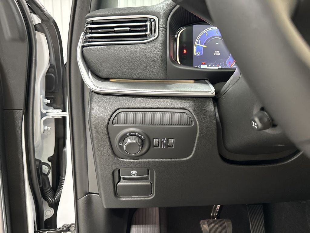 2026 Jeep Grand Wagoneer Base
