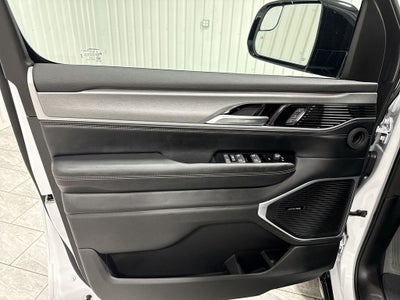 2026 Jeep Grand Wagoneer Base