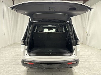 2026 Jeep Grand Wagoneer Base