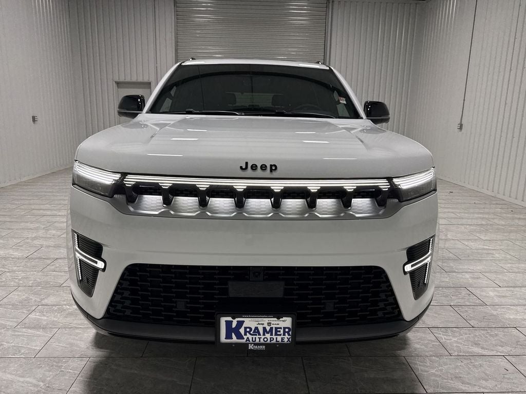 2026 Jeep Grand Wagoneer Base