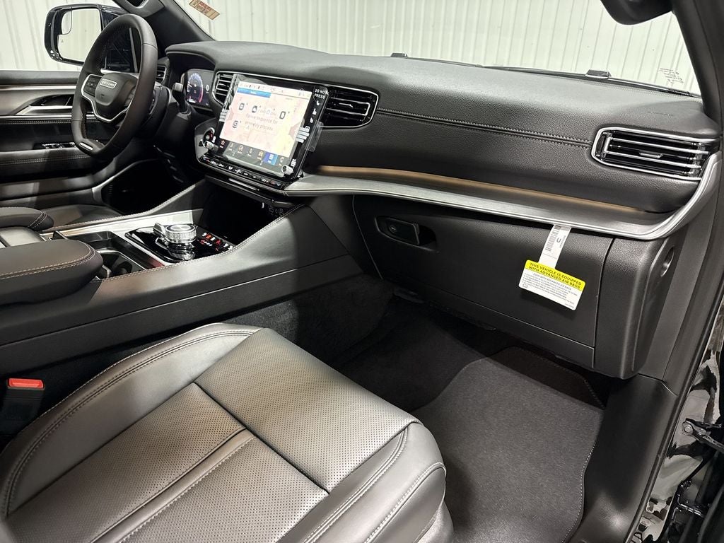 2026 Jeep Grand Wagoneer Base