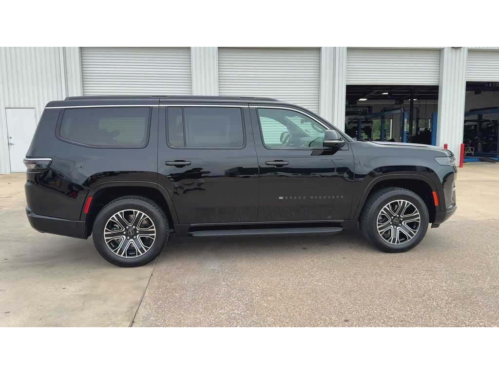 2026 Jeep Grand Wagoneer Base