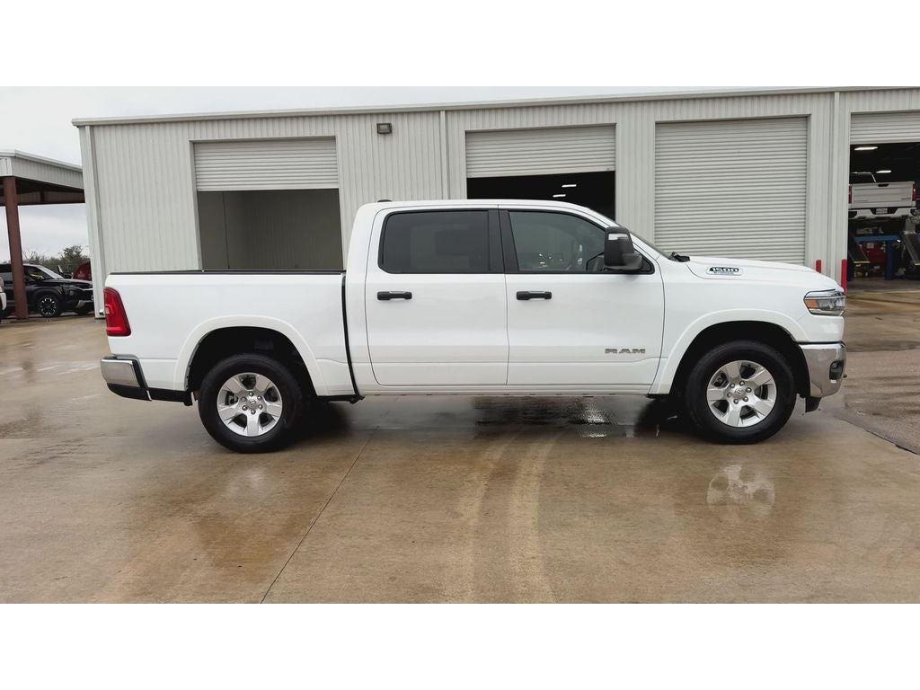 2025 RAM 1500 Lone Star Crew Cab 4x4 5'7' Box