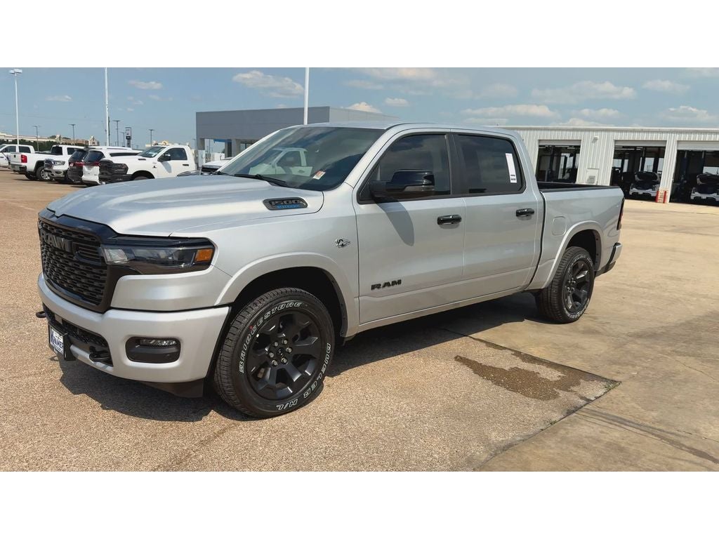 2026 RAM Ram 1500 RAM 1500 LONE STAR CREW CAB 4X4 5'7' BOX
