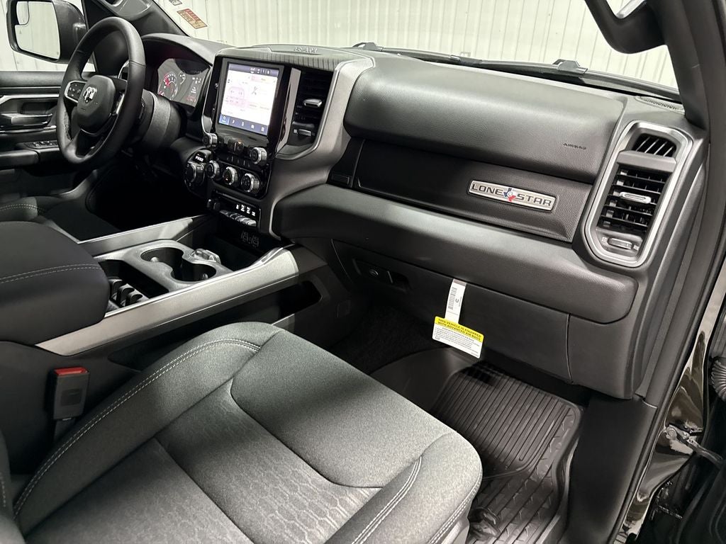 2026 RAM Ram 1500 RAM 1500 LONE STAR CREW CAB 4X4 5'7' BOX