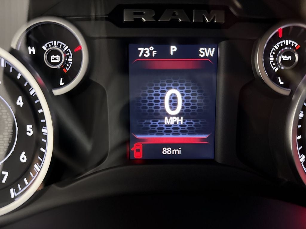 2026 RAM Ram 1500 RAM 1500 LONE STAR CREW CAB 4X4 5'7' BOX